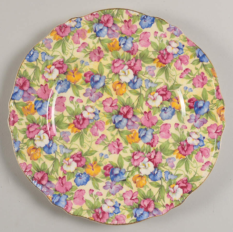 Sweet Pea Luncheon Plate by Royal Winton-1