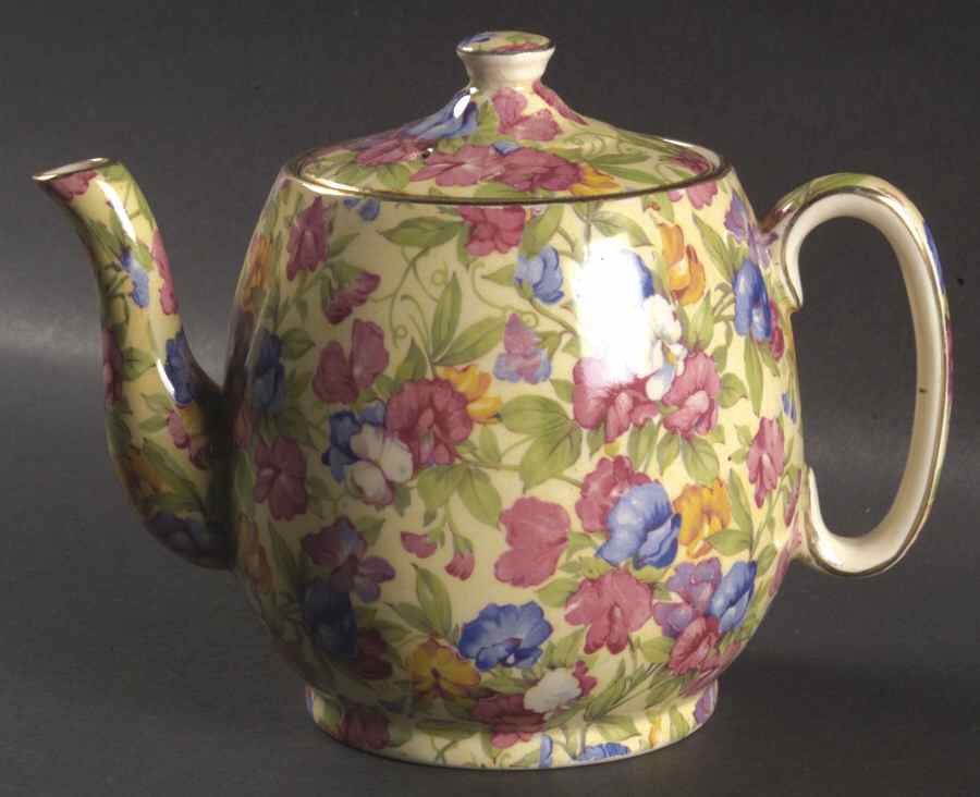 Sweet Pea Countess Teapot & Lid by Royal Winton-1