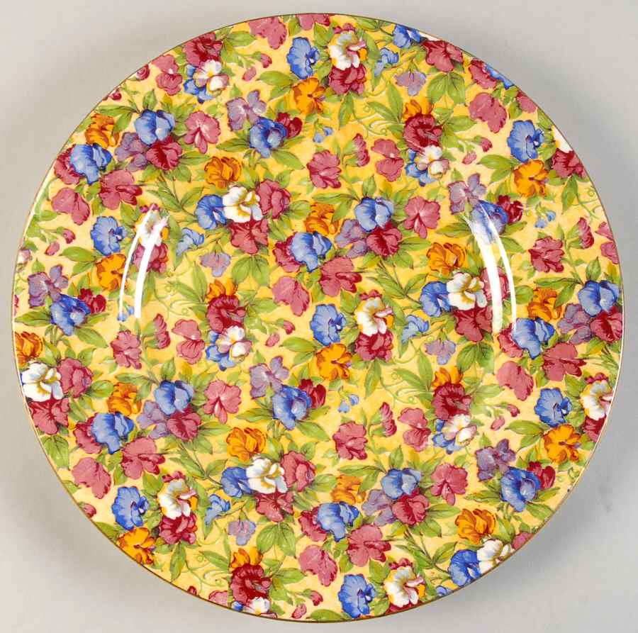 Sweet Pea Dinner Plate by Royal Winton-1