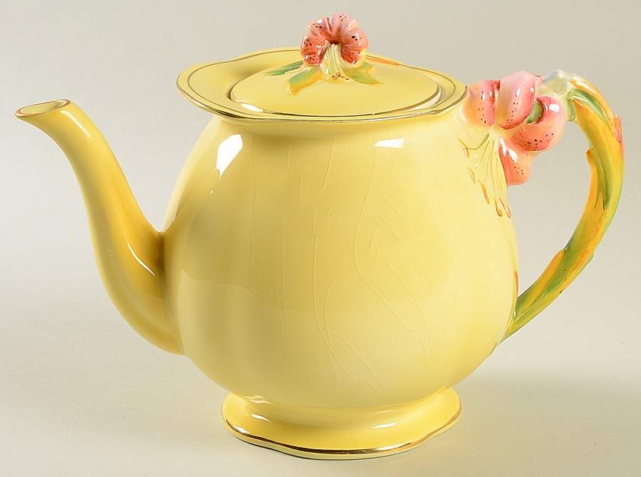 Tiger Lily Yellow Teapot & Lid by Royal Winton-1