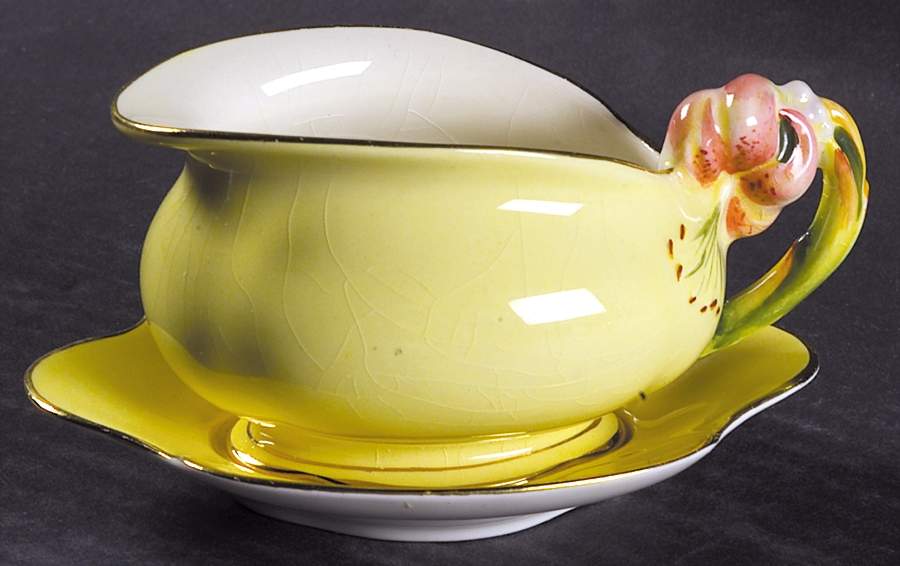 Tiger Lily Yellow Mint Boat & Stand by Royal Winton-1