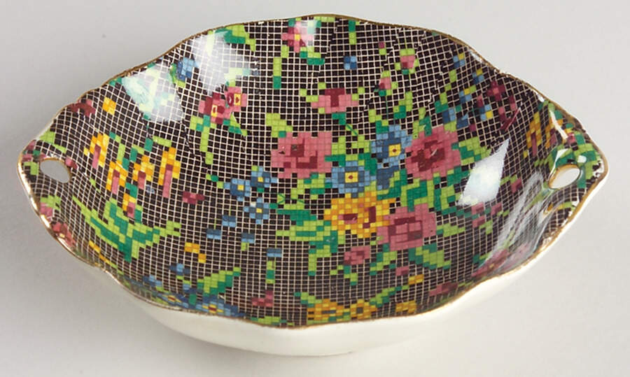 Victorian 5" Round Nut Dish by Royal Winton-1