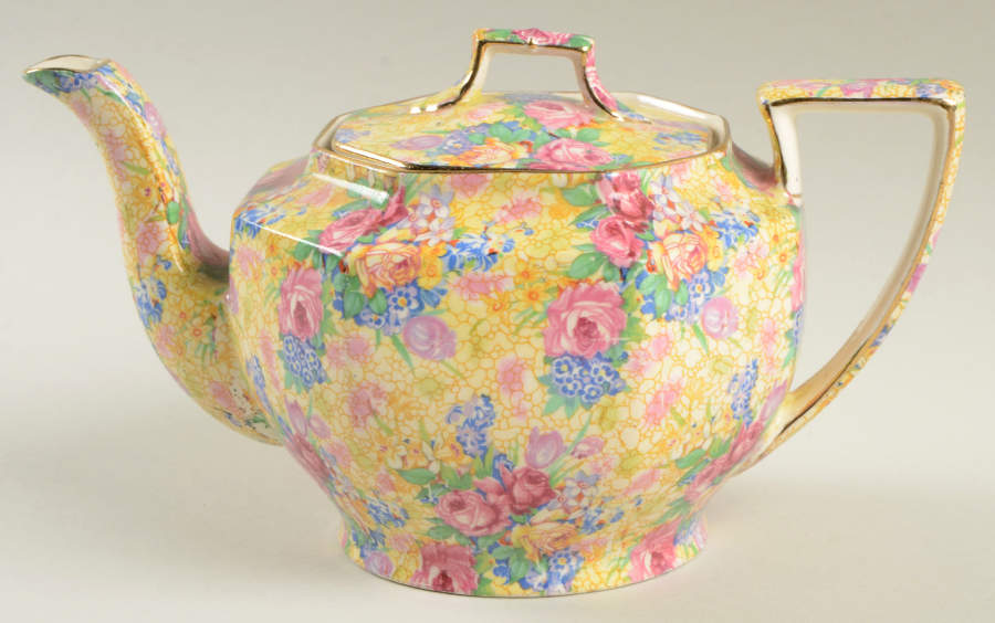 Welbeck (Older) Ajax Teapot & Lid by Royal Winton-1