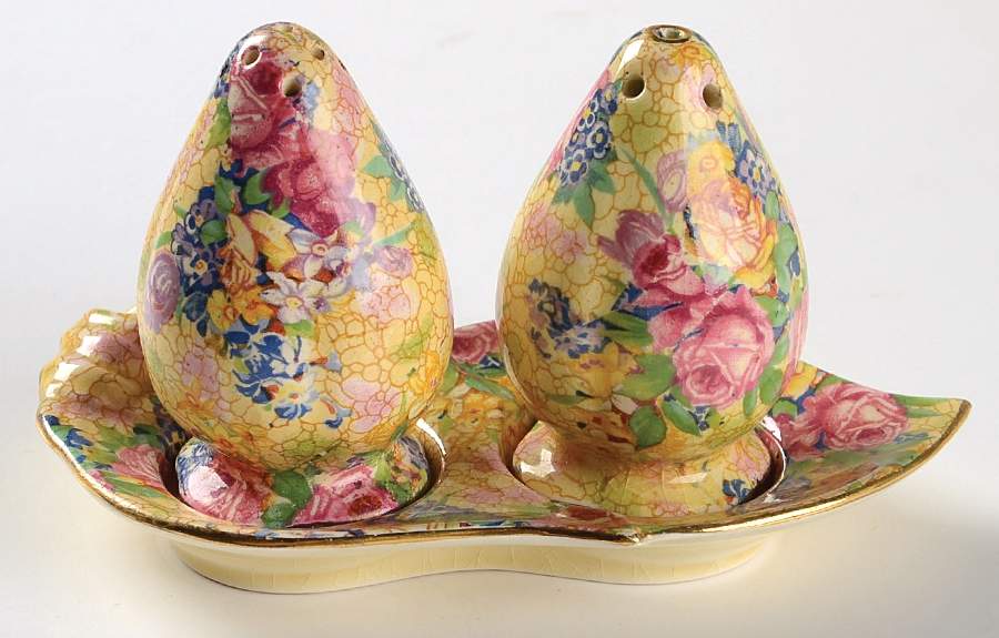 Welbeck (Older) (3 Pc) Salt & Pepper Tray Set by Royal Winton-1