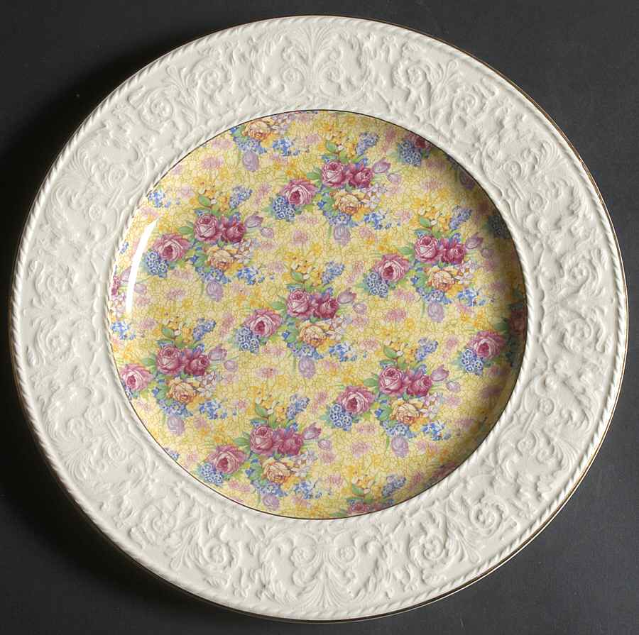 Welbeck (Older) Round Dinner Plate w/Wedgwood Border by Royal Winton-1