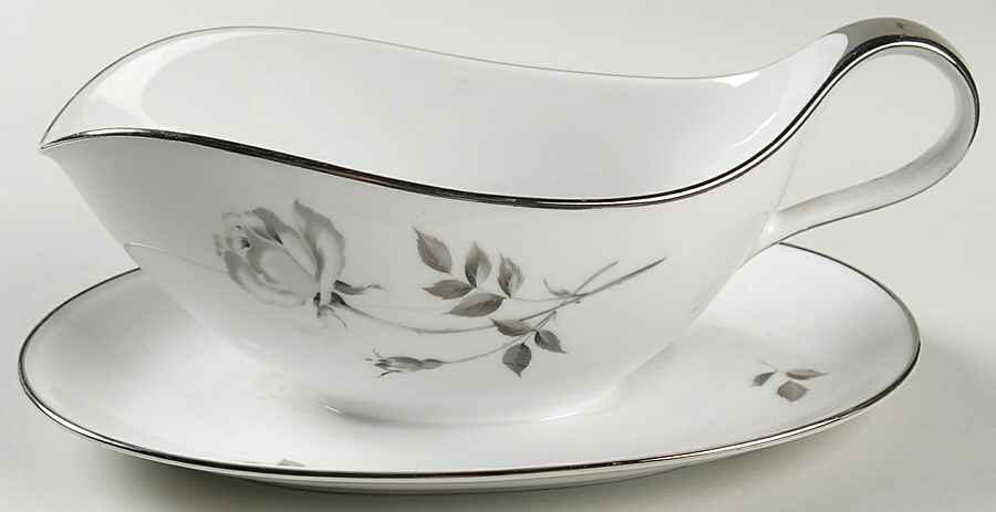 Royal Rose Gravy Boat with Attached Underplate by Royal Crest(Germany)-1