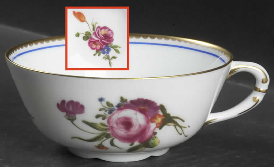 A La Reine Flat Cup by Royale (France)-1