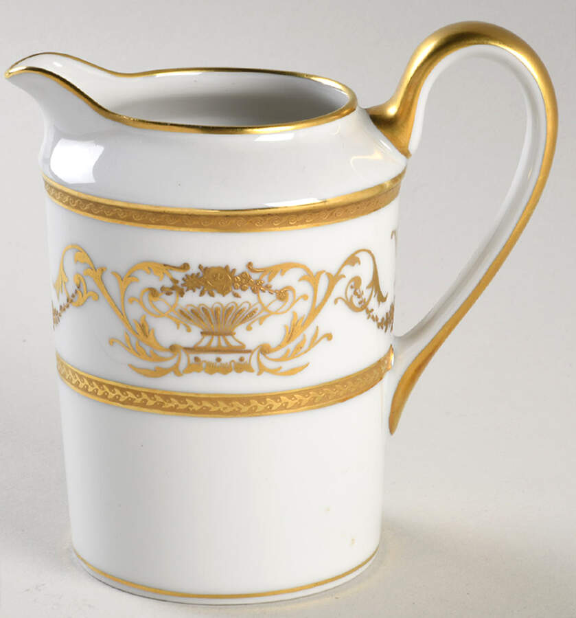 Ambassade Creamer by Royale (France)-1