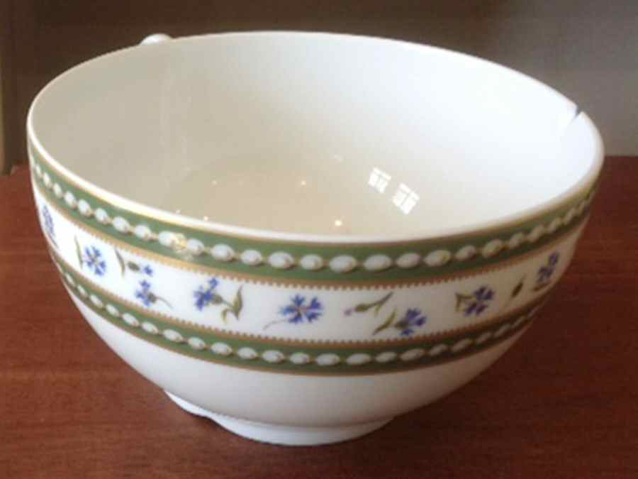 Marie Antoinette Oversized Cup by Royale (France)-1
