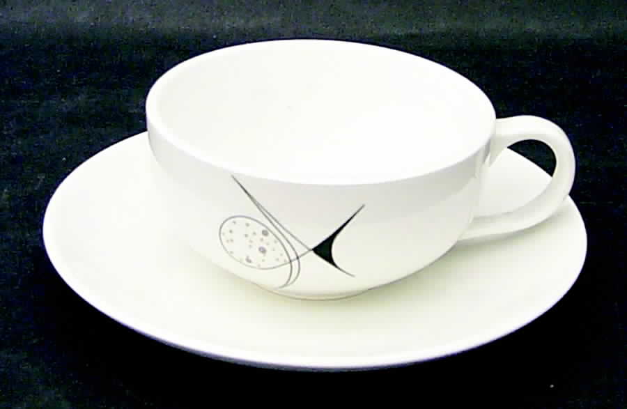 Aria Flat Cup & Saucer Set by Royal (USA)-1