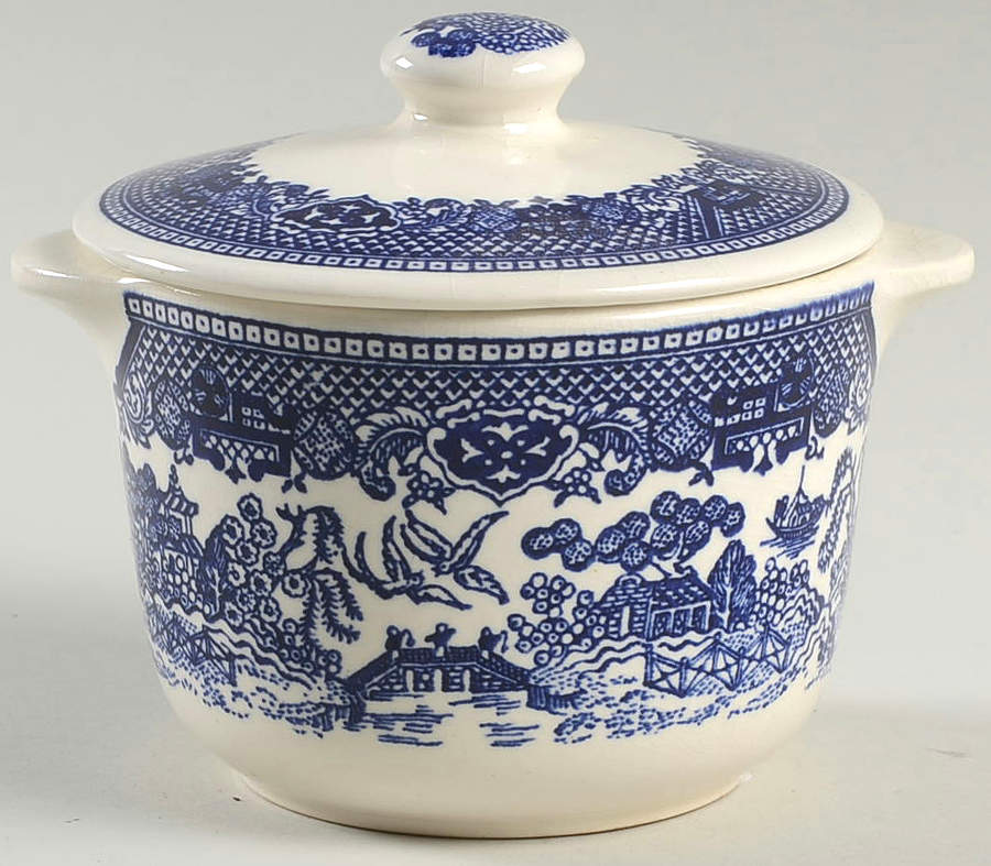 Blue Willow Sugar Bowl & Lid by Royal (USA)-1