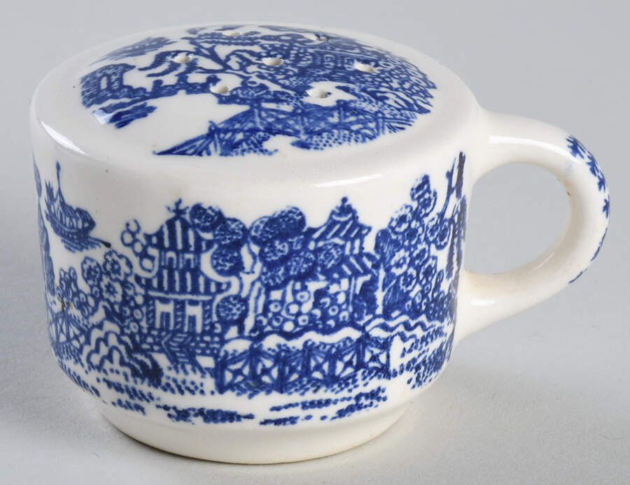 Blue Willow Pepper Shaker by Royal (USA)-1