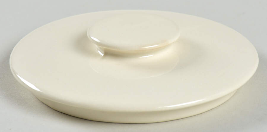 Blue Willow Lid for Sugar Bowl by Royal (USA)-1