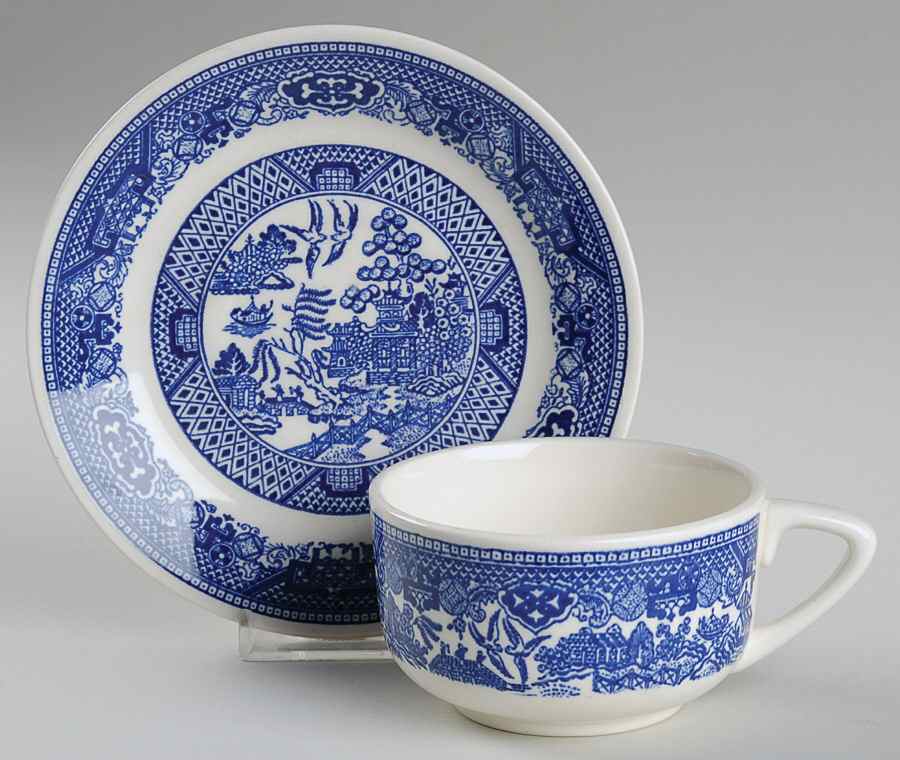 Blue Willow Flat Cup & Saucer Set by Royal (USA)-1