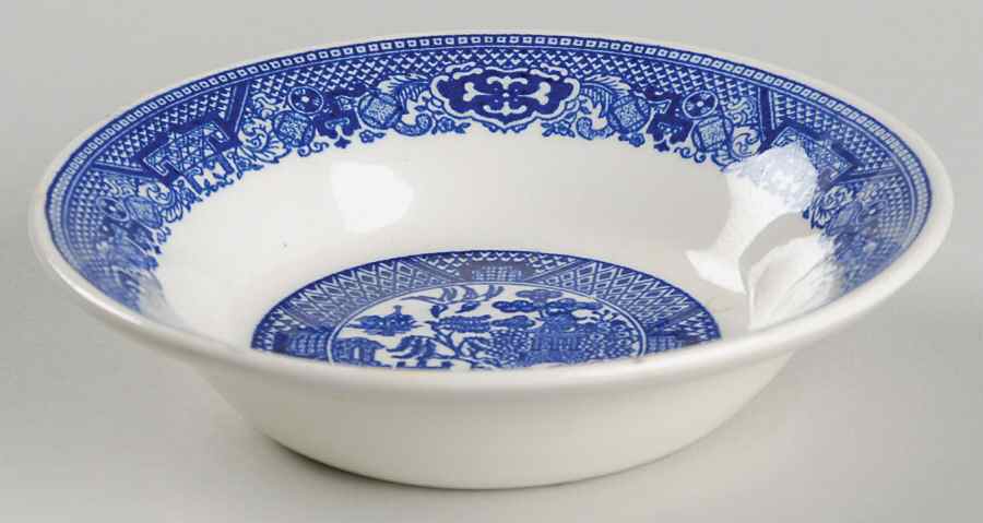 Blue Willow Fruit/Dessert (Sauce) Bowl by Royal (USA)-1
