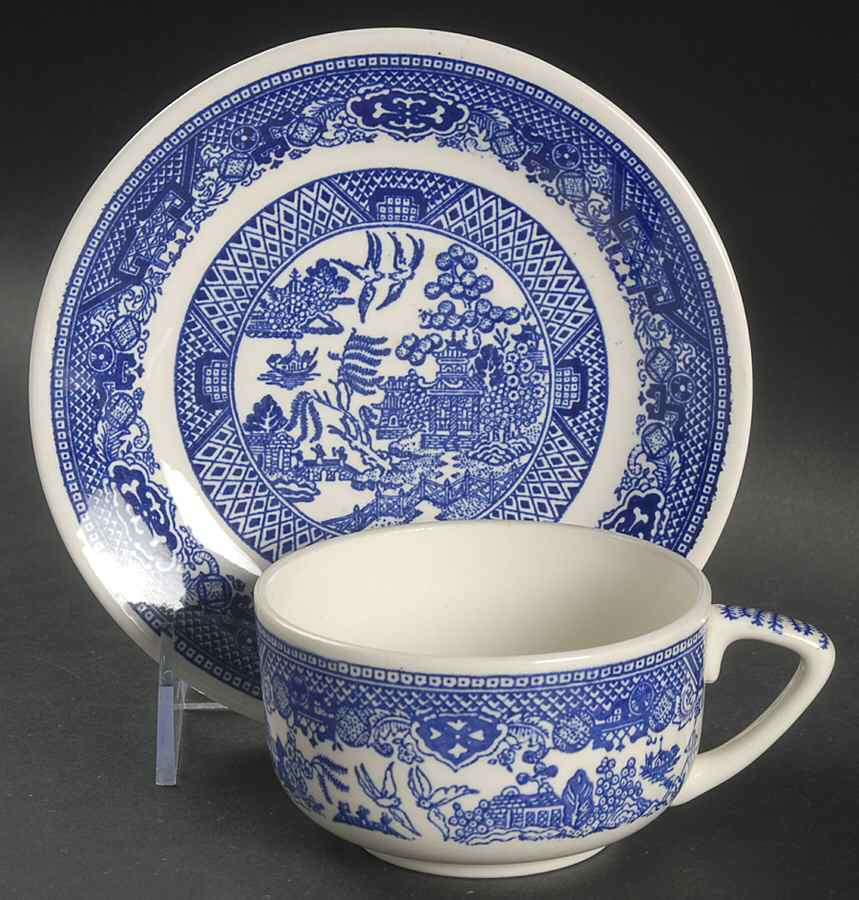 Blue Willow Flat Cup & Saucer Set by Royal (USA)-1