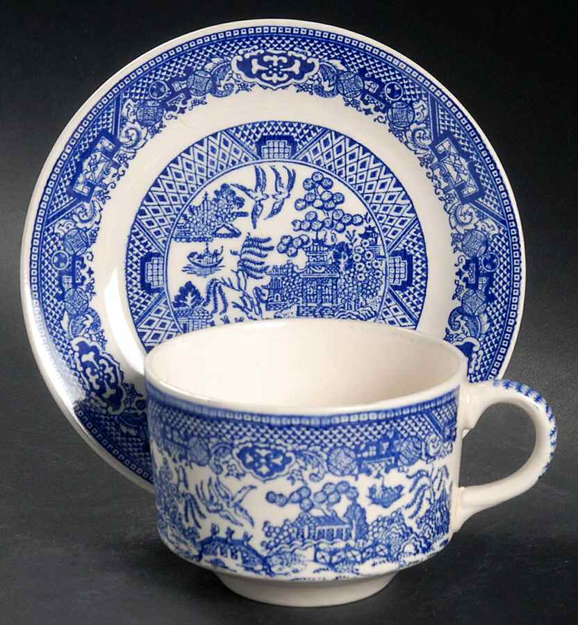Blue Willow Flat Cup & Saucer Set by Royal (USA)-1