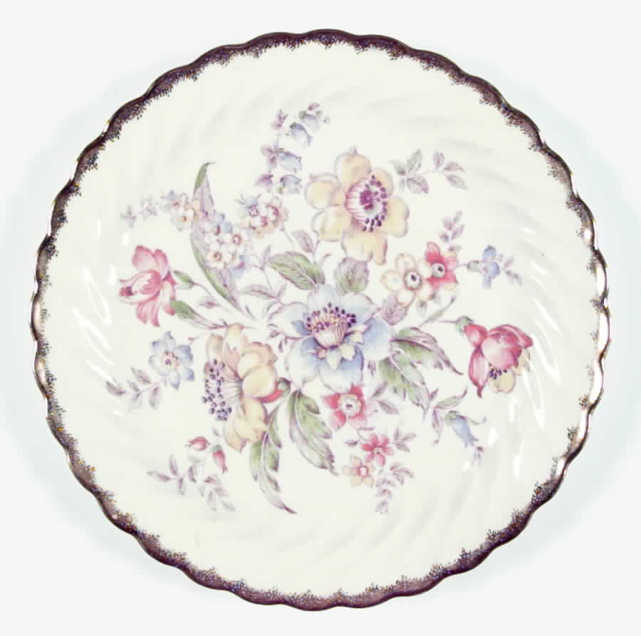 Bonnie Brae Dinner Plate by Royal (USA)-1