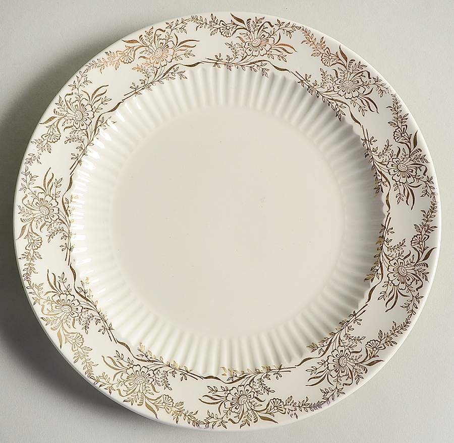 Bridal Gold Salad Plate by Royal (USA)-1