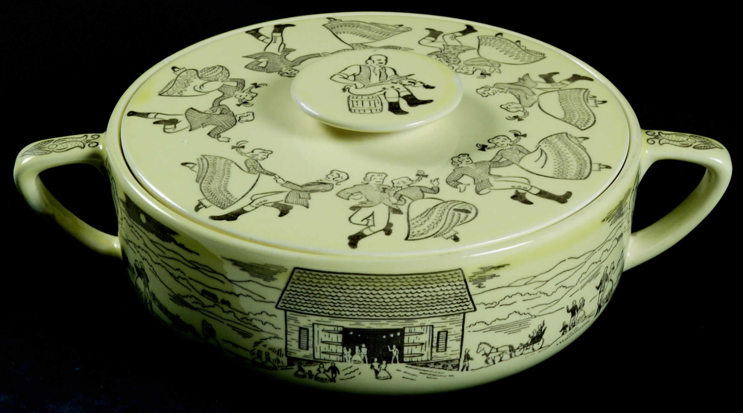 Bucks County Round Covered Vegetable by Royal (USA)-1