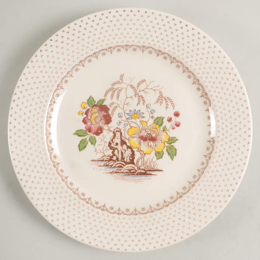 Chippendale Luncheon Plate by Royal (USA)-1