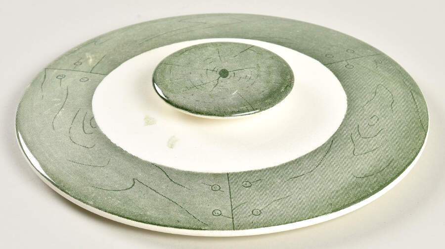 Colonial Homestead Green Lid for Round Vegetable by Royal (USA)-1