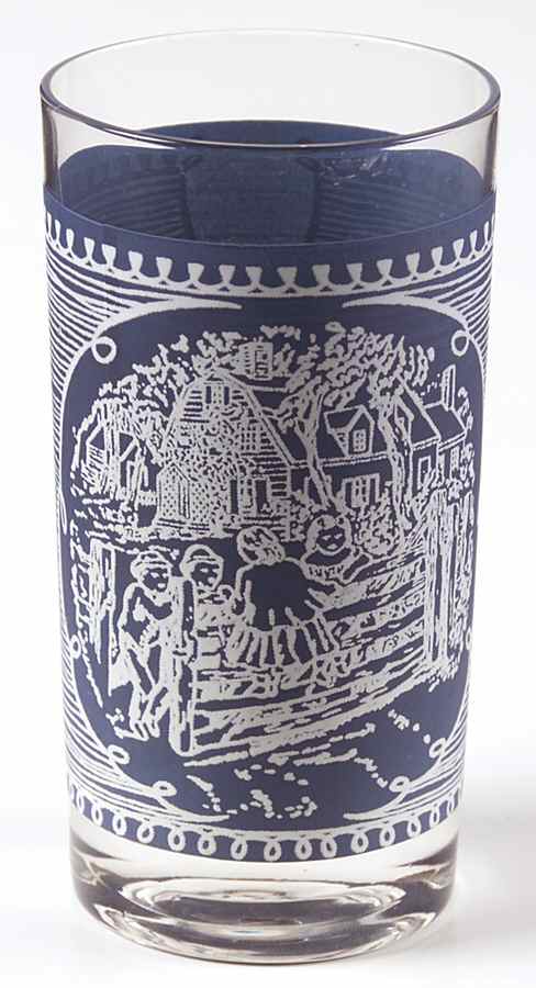Currier and Ives Blue 8 Oz Glassware Juice by Royal (USA)-1