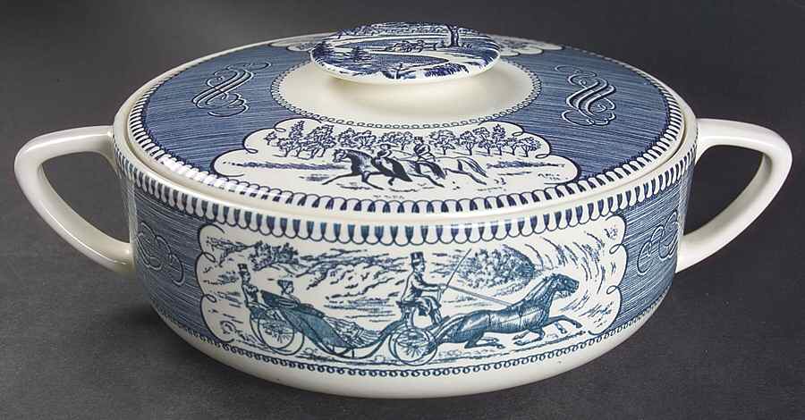 Currier and Ives Blue 1.25 Qt Round Covered Casserole by Royal (USA)-1