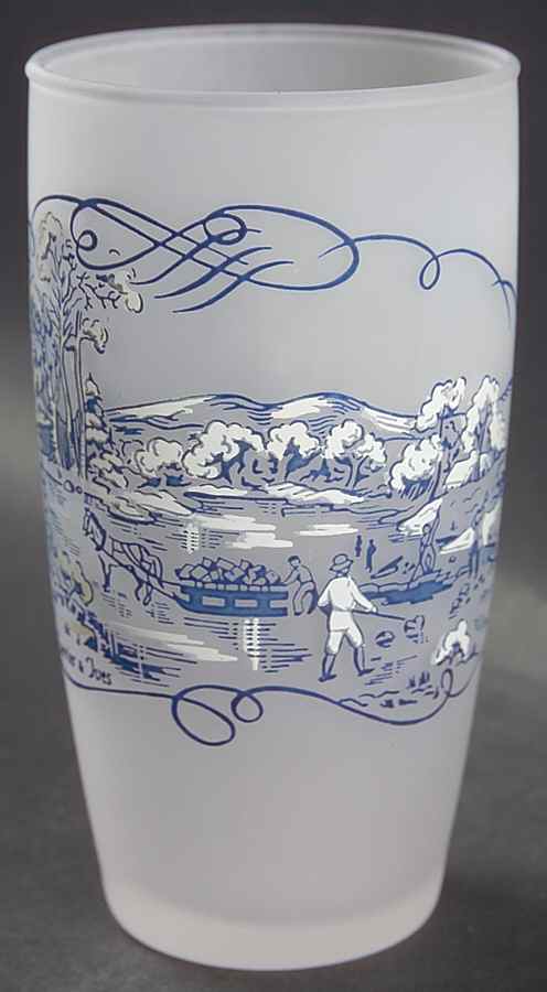 Currier and Ives Blue 10 Oz Glassware Tumbler by Royal (USA)-1