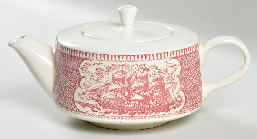 Currier and Ives Pink Teapot & Lid by Royal (USA)-1