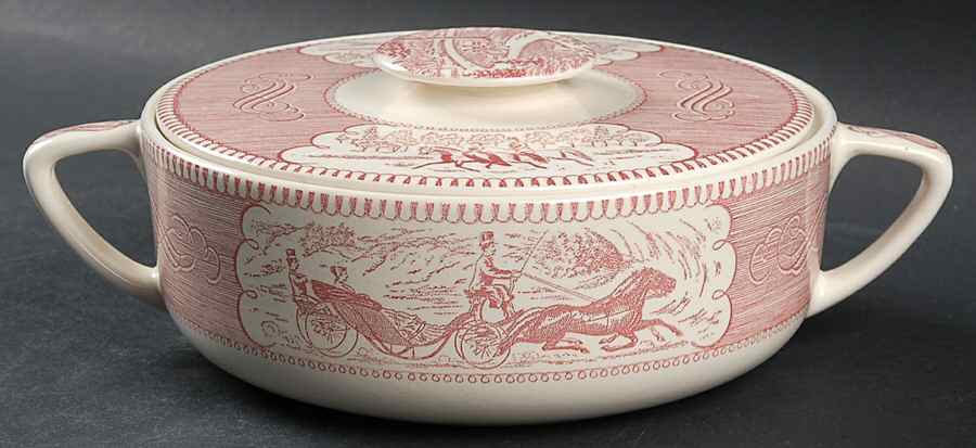 Currier and Ives Pink 1.25 Qt Round Covered Casserole by Royal (USA)-1