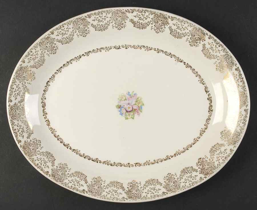 Delmar Lace 13" Oval Serving Platter by Royal (USA)-1