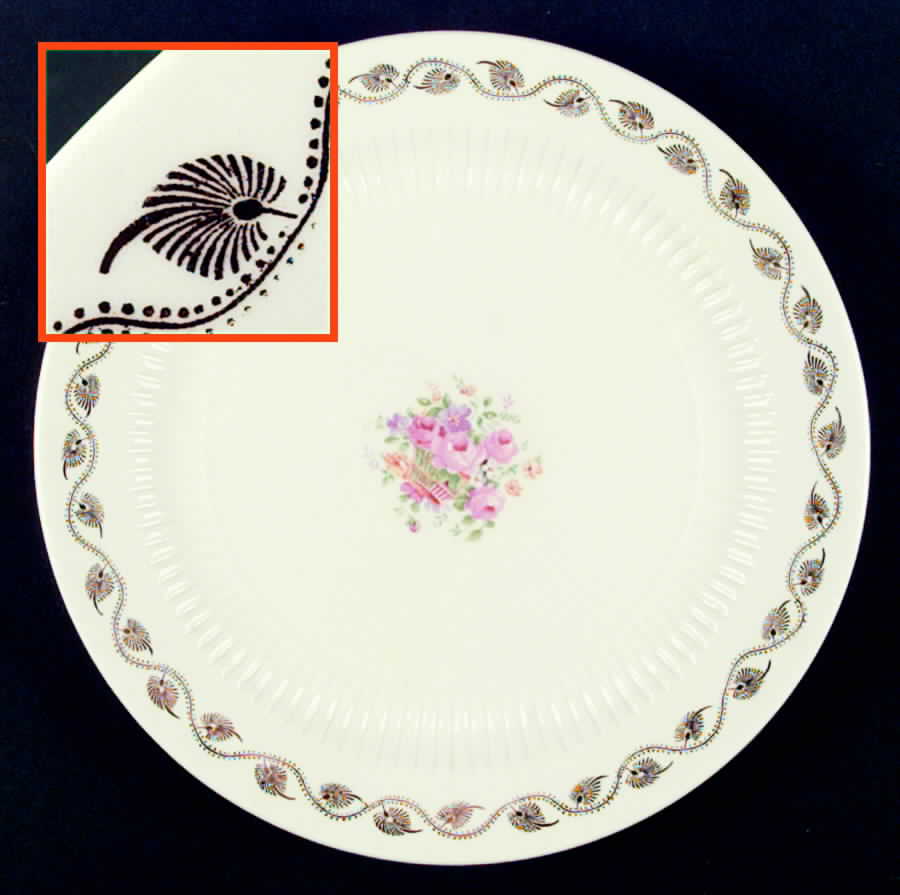 Deluxe Dinner Plate by Royal (USA)-1