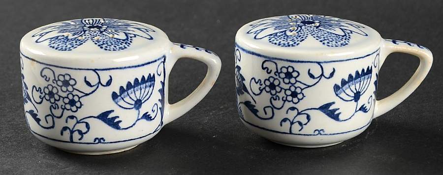 Doorn Salt & Pepper Set by Royal (USA)-1