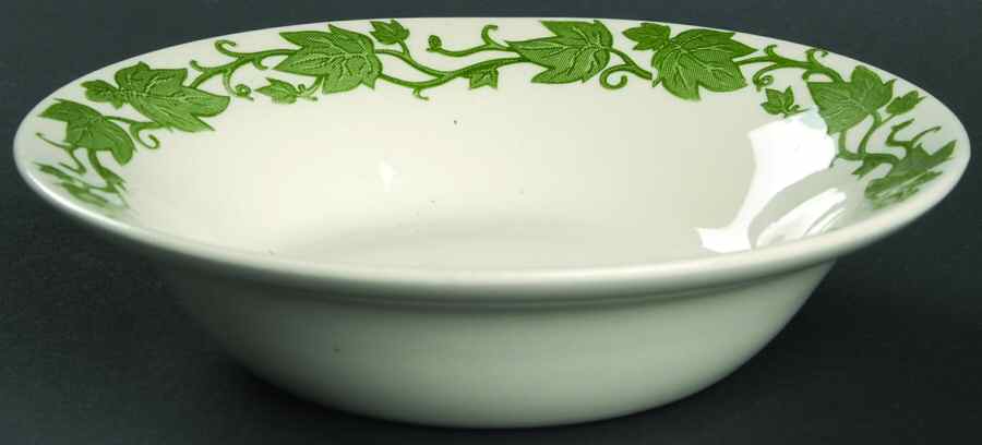 English Ivy (Rim) Fruit/Dessert (Sauce) Bowl by Royal (USA)-1