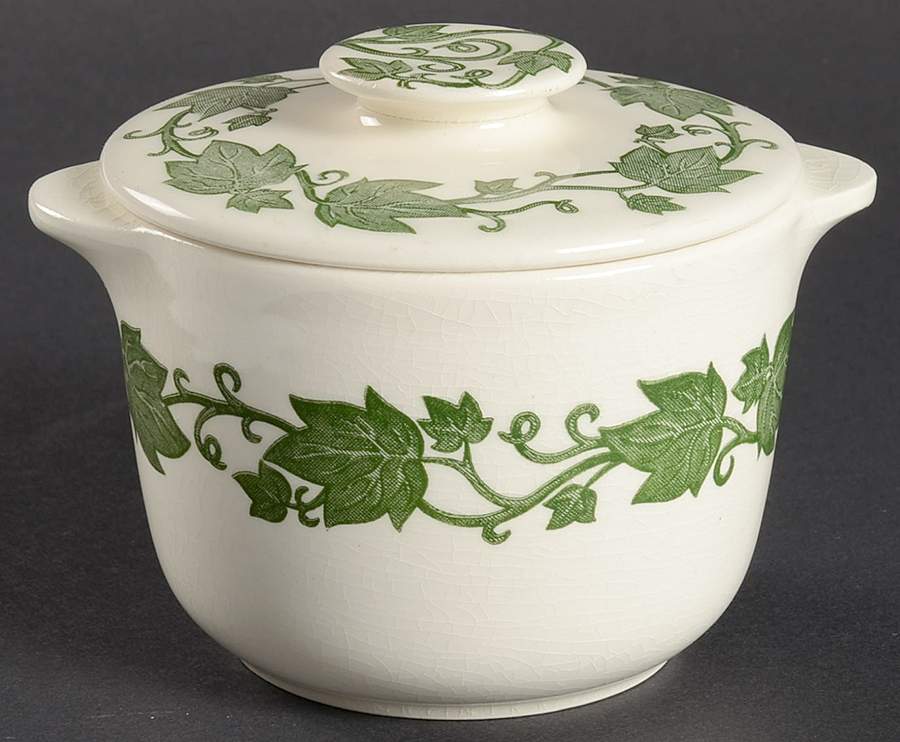 English Ivy (Rim) Sugar Bowl & Lid by Royal (USA)-1