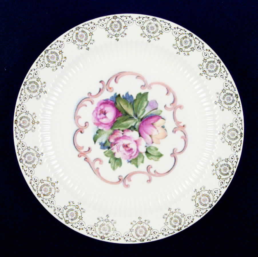 Glendale Dinner Plate by Royal (USA)-1