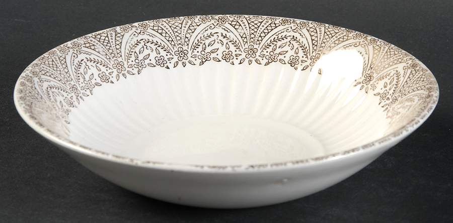 Golden Age Fruit/Dessert (Sauce) Bowl by Royal (USA)-1