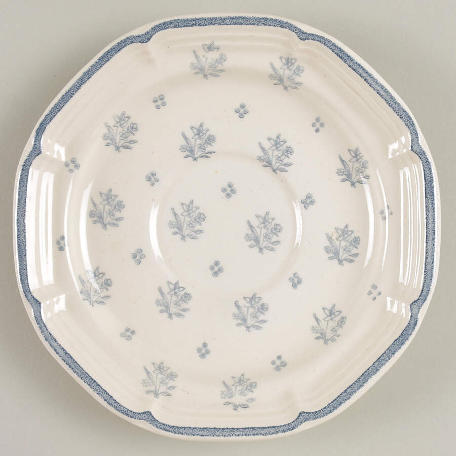 Heirloom Saucer by Royal (USA)-1