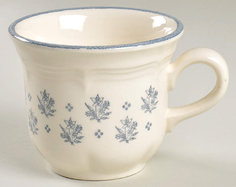Heirloom Flat Cup by Royal (USA)-1