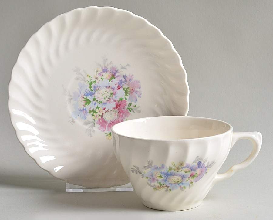 Honey Lee (No Trim) Flat Cup & Saucer Set by Royal (USA)-1