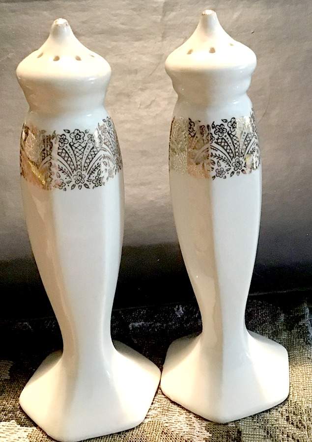 Lamar Salt & Pepper Set by Royal (USA)-1