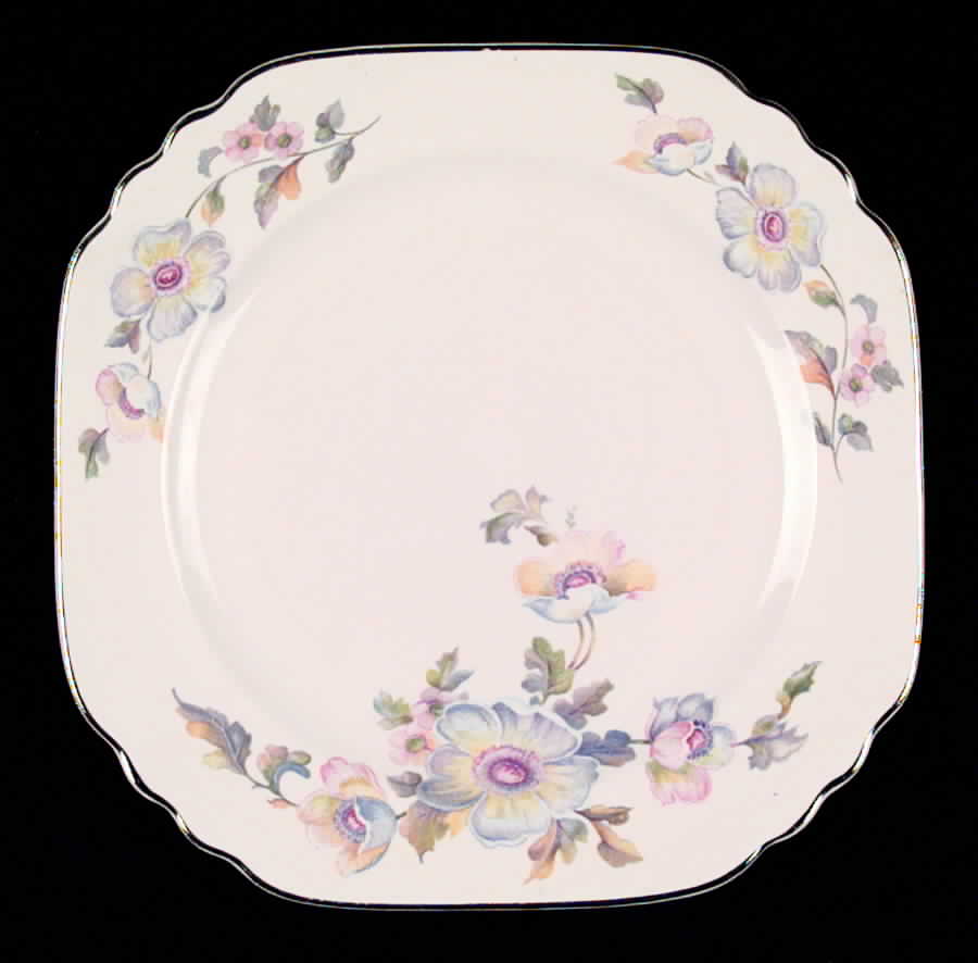 La Vogue Luncheon Plate by Royal (USA)-1