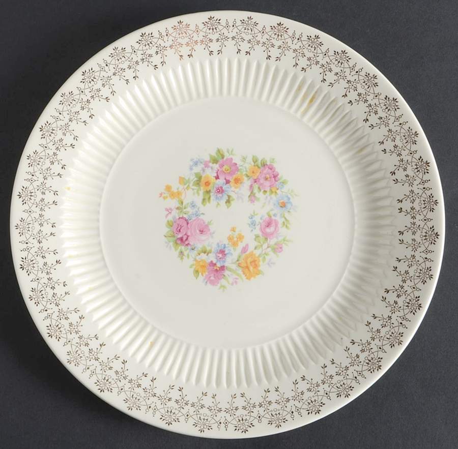 May Wreath Dinner Plate by Royal (USA)-1