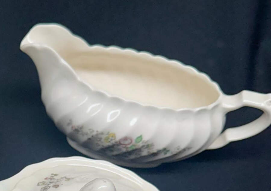 Nola Gravy Boat by Royal (USA)-1