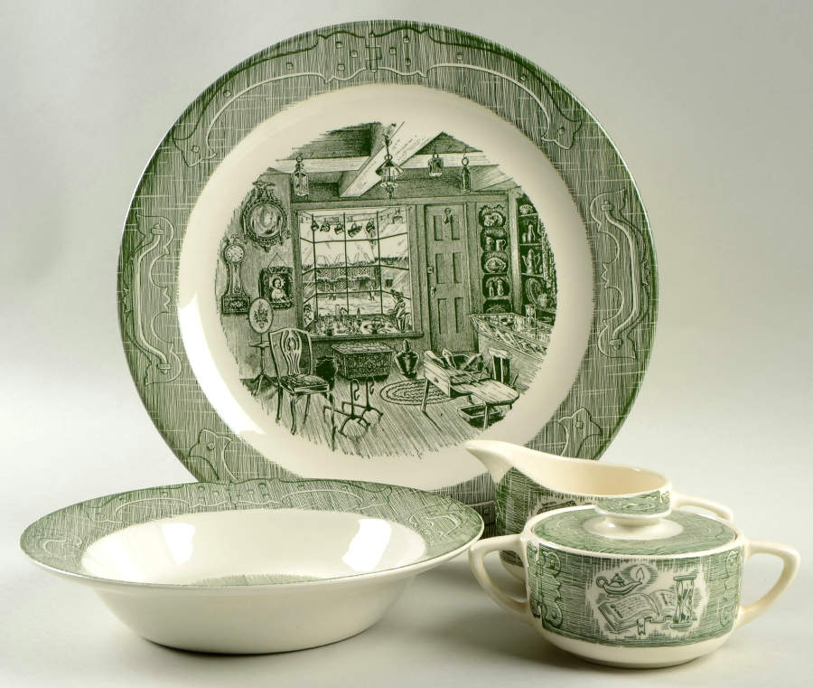 The Old Curiosity Shop (Green) 5 Piece Hostess Set by Royal (USA)-1