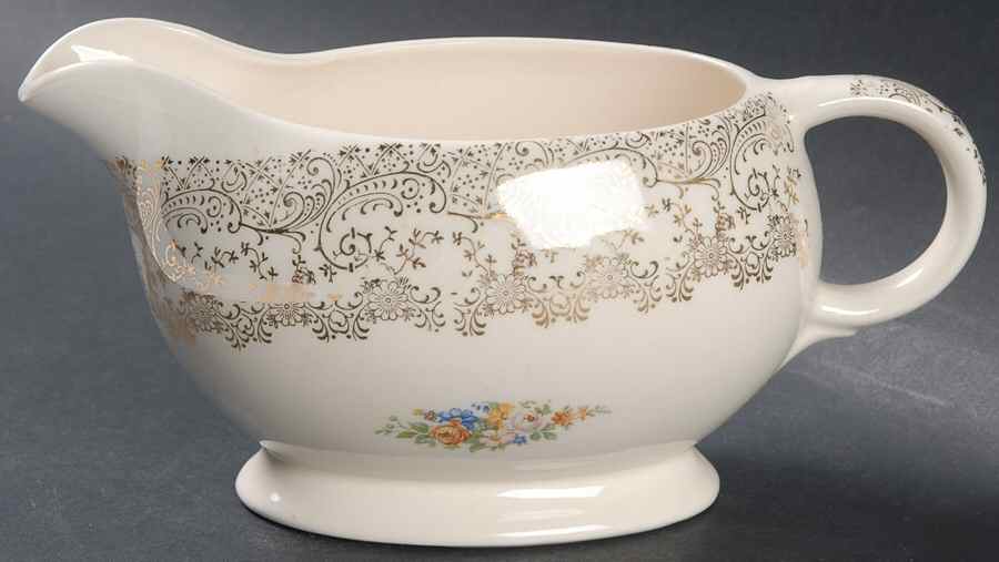 Omar Gravy Boat by Royal (USA)-1