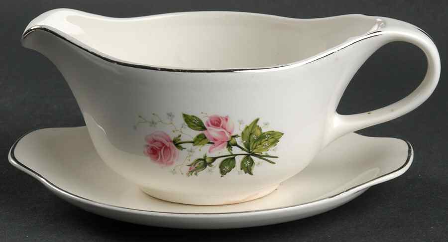 Queen's Rose Gravy Boat & Underplate/Relish by Royal (USA)-1