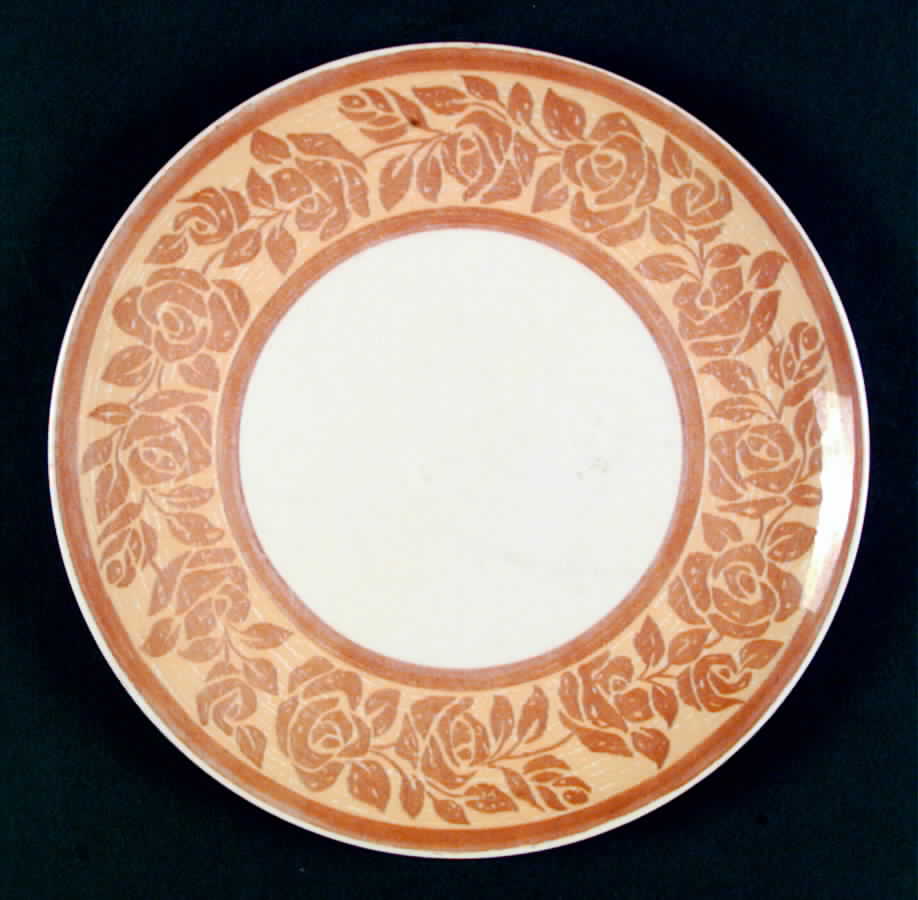 Queen's Rose Dinner Plate by Royal (USA)-1