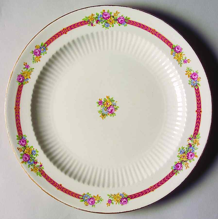 Ribbon Rose (Rim & Center Flower) Luncheon Plate by Royal (USA)-1